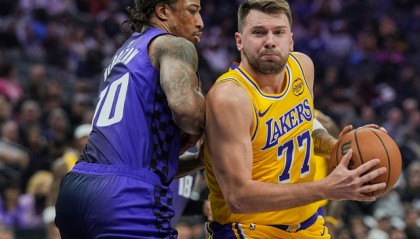 kaiyun-湖人爆冷负国王！东契奇42+7+8詹姆斯22分 威少蒙克轰48分弑旧主